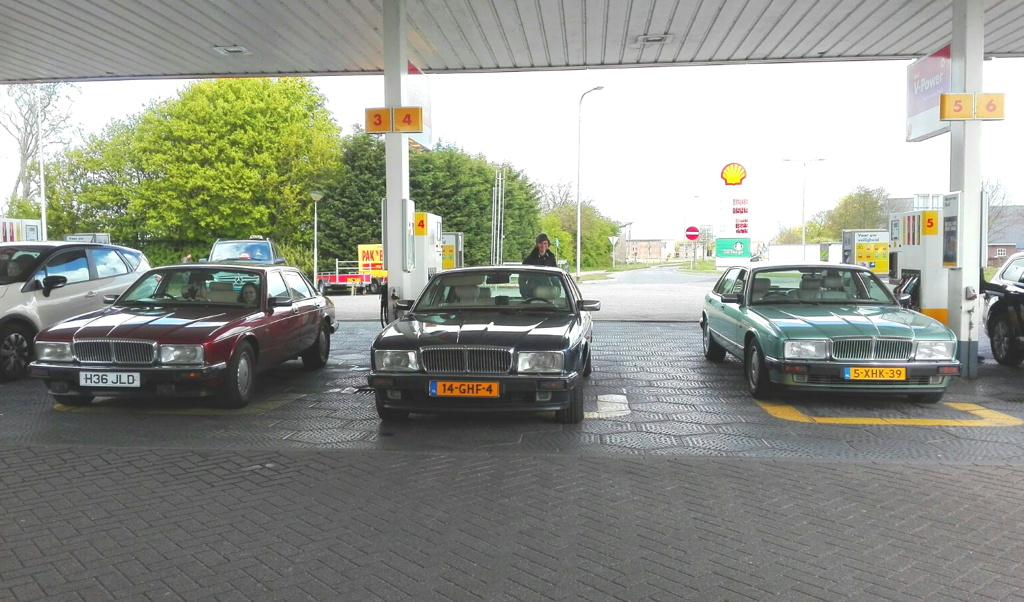 Fuel stop near Hillegom